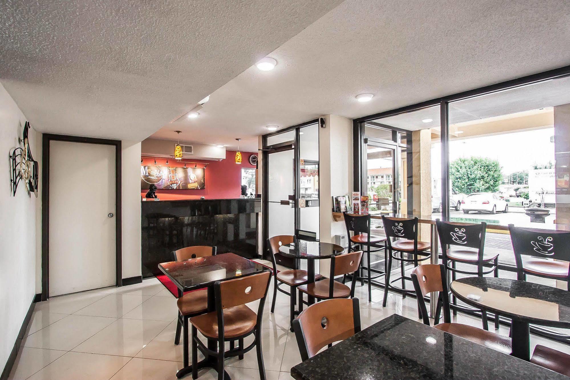 Econo Lodge Inn & Suites Memphis Zewnętrze zdjęcie
